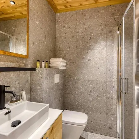 Apartment In Out Serviced In