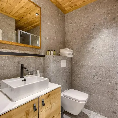Apartment In Out Serviced In *